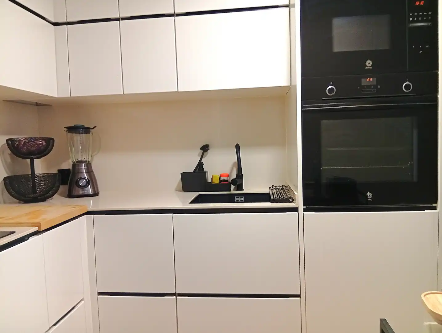 Kitchen of Flat for sale in Madrid  with Air Conditioner, Heating and Storage room