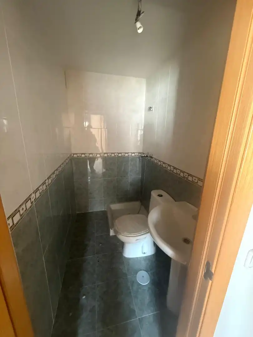 Bany de Apartament en venda en Málaga amb Jardí privat, Terrassa i Traster