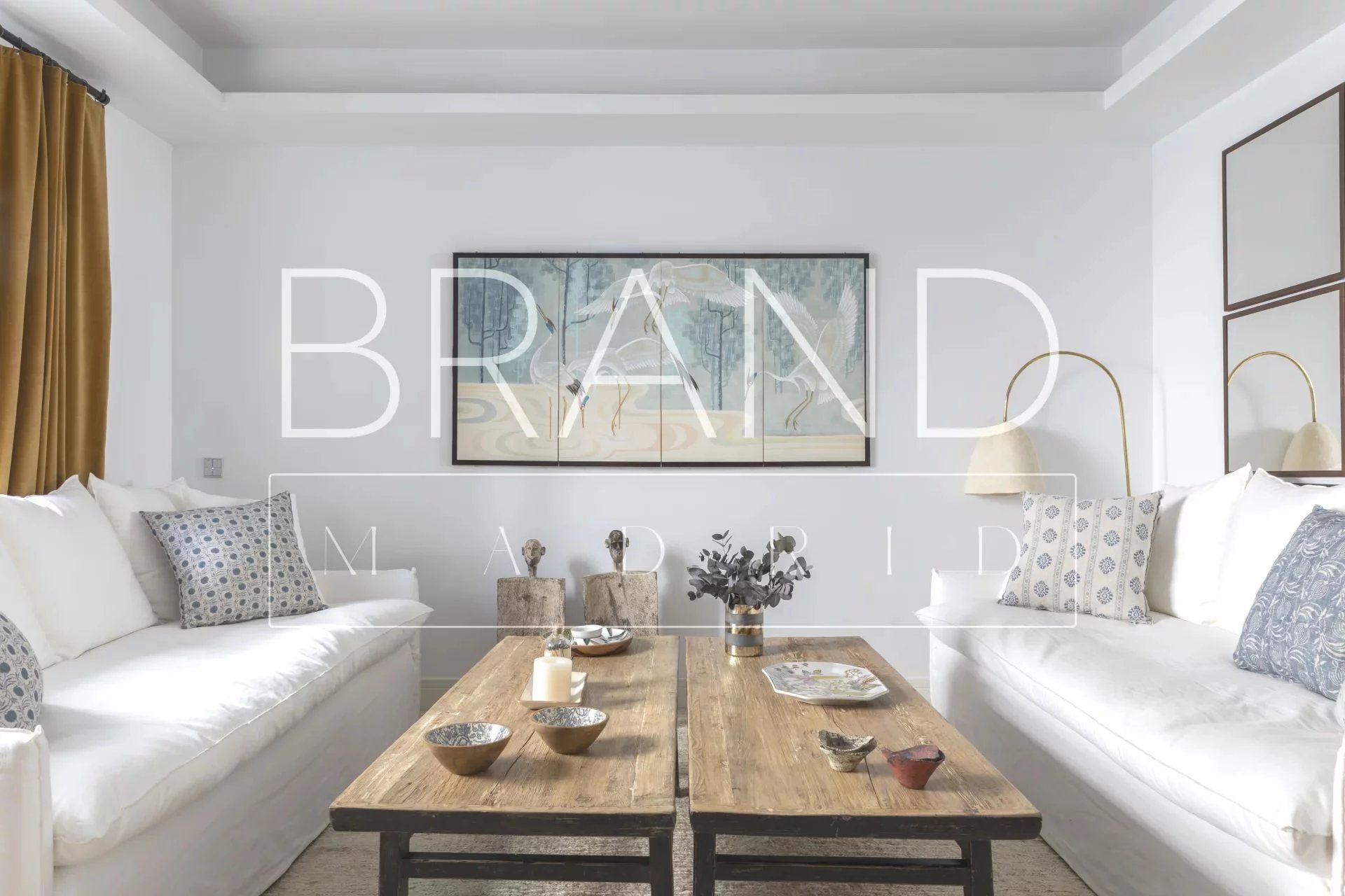 Living room of Flat for sale in  Madrid Capital  with Air Conditioner, Heating and Balcony