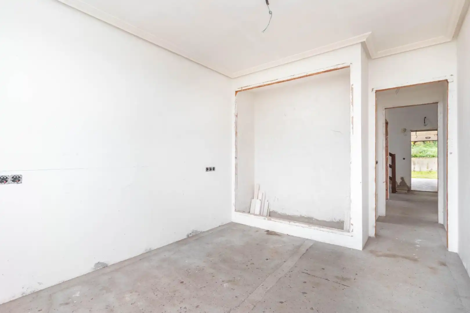 Casa o xalet en venda en Oviedo  amb Jardí privat, Terrassa i Balcó