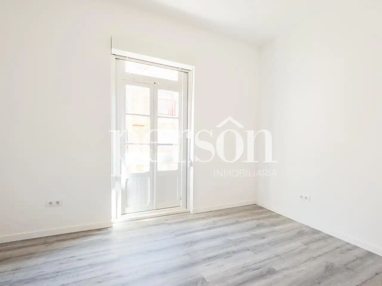 Habitación de Piso de alquiler en Valencia con Aire acondicionado, Calefacción y Amueblado