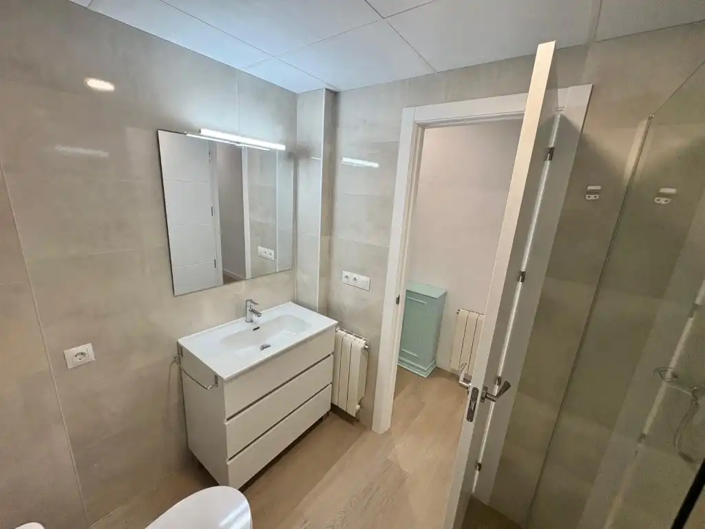 Bathroom of Flat for rent in Córdoba  with Terrace
