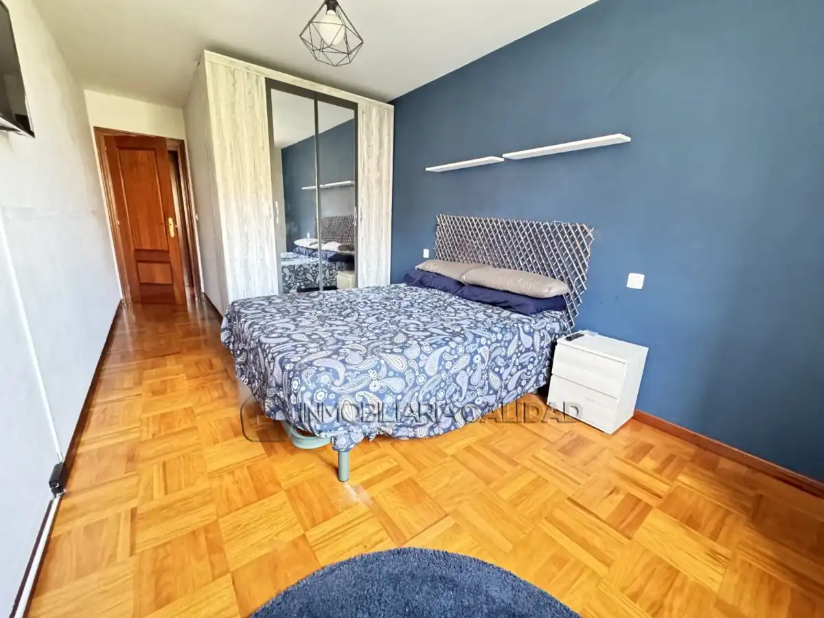 Bedroom of Flat for rent in Burgos  with Heating, Storage room and Furnished