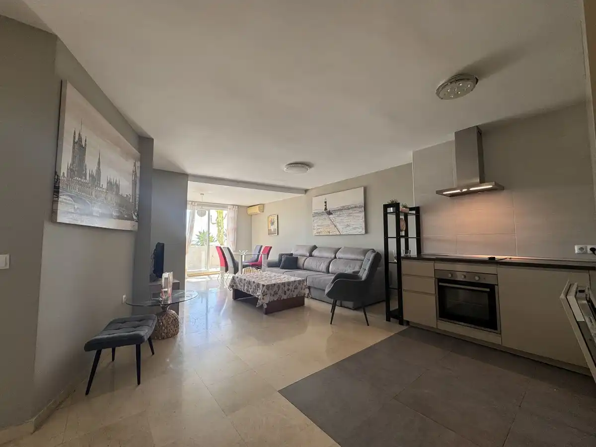 Wohnzimmer von Wohnungen zur Miete in Estepona Pueblo