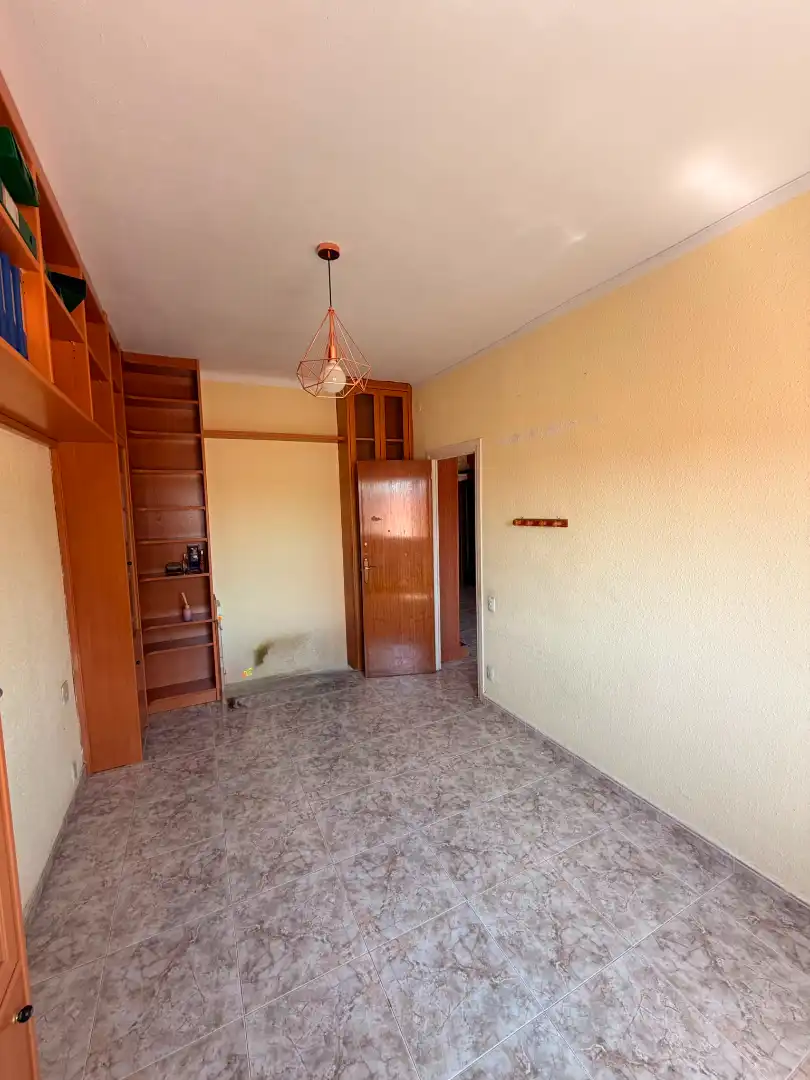 Piso en venta en Barcelona con Aire acondicionado, Horno y Balcón