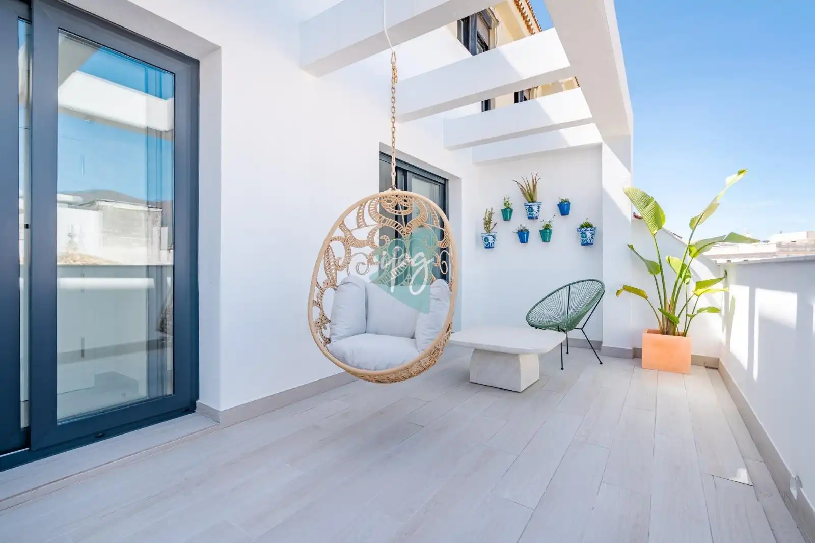 Terrasse von Wohnungen zur Miete in Estepona mit Klimaanlage, Heizung und Terrasse