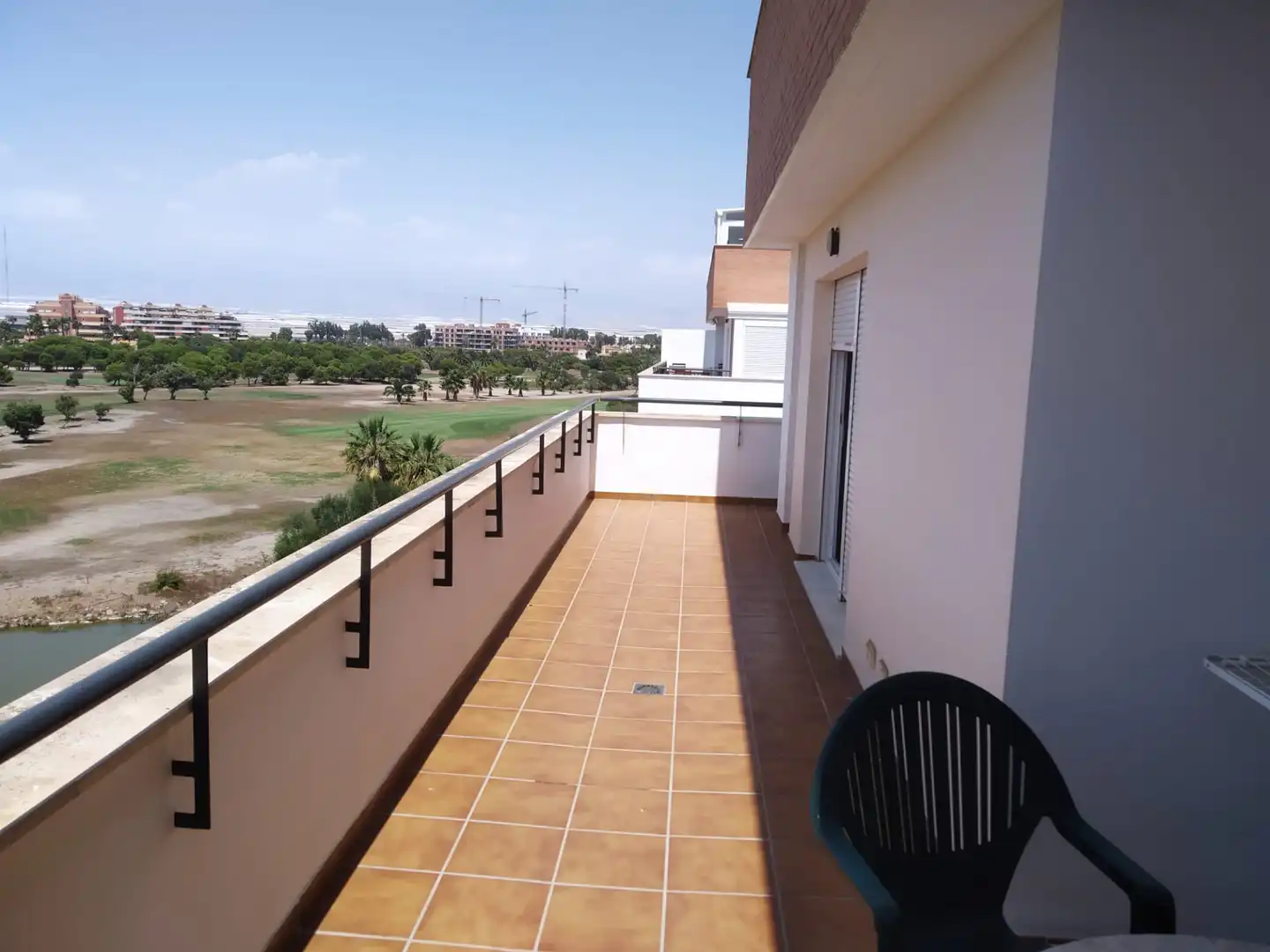 Terrassa de Pis de lloguer en Roquetas de Mar amb Aire condicionat, Calefacció i Terrassa