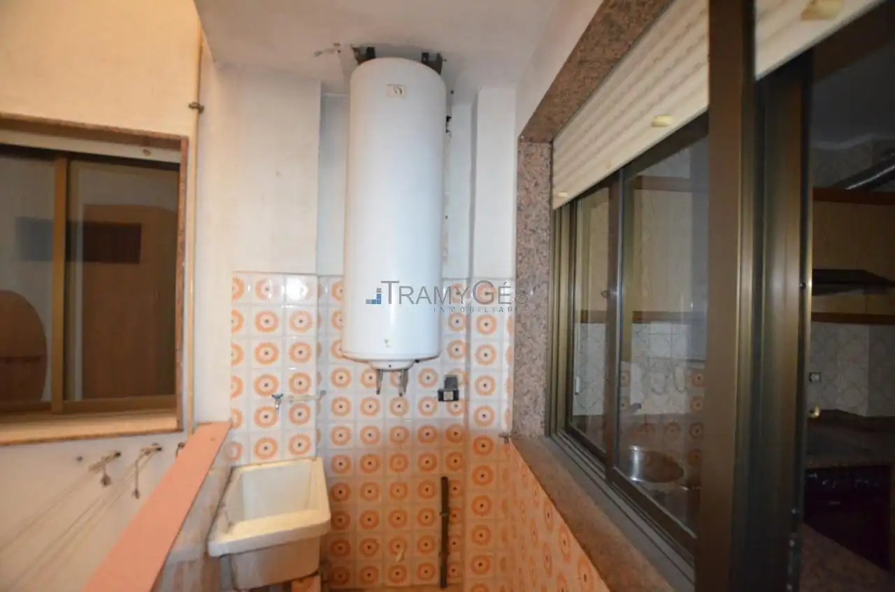 Baño de Piso en venta en Tui con Calefacción, Parquet y Trastero