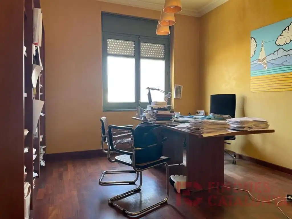 Oficina en venta en Girona
