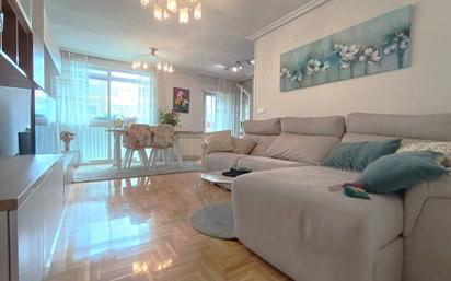 Living room of Flat for sale in Burgos Capital  with Terrace