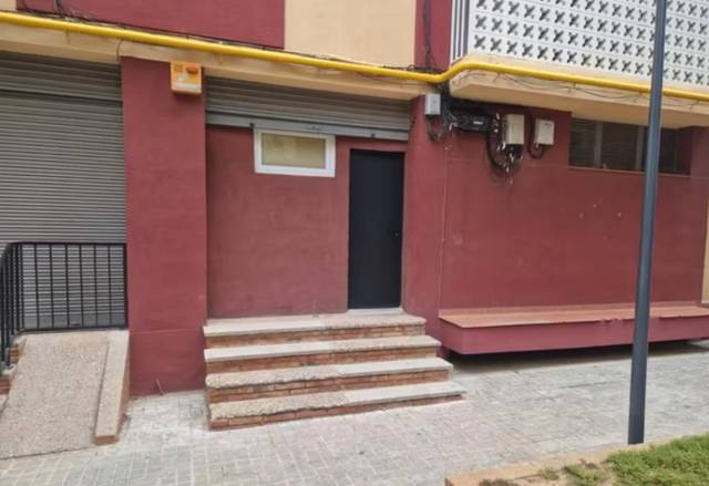 Planta baja en Venta en Avinguda Meridiana en La Prosperitat