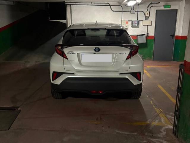 Garaje en Alquiler en Calle de los Voluntarios Catalanes, 14 en Valdeacederas