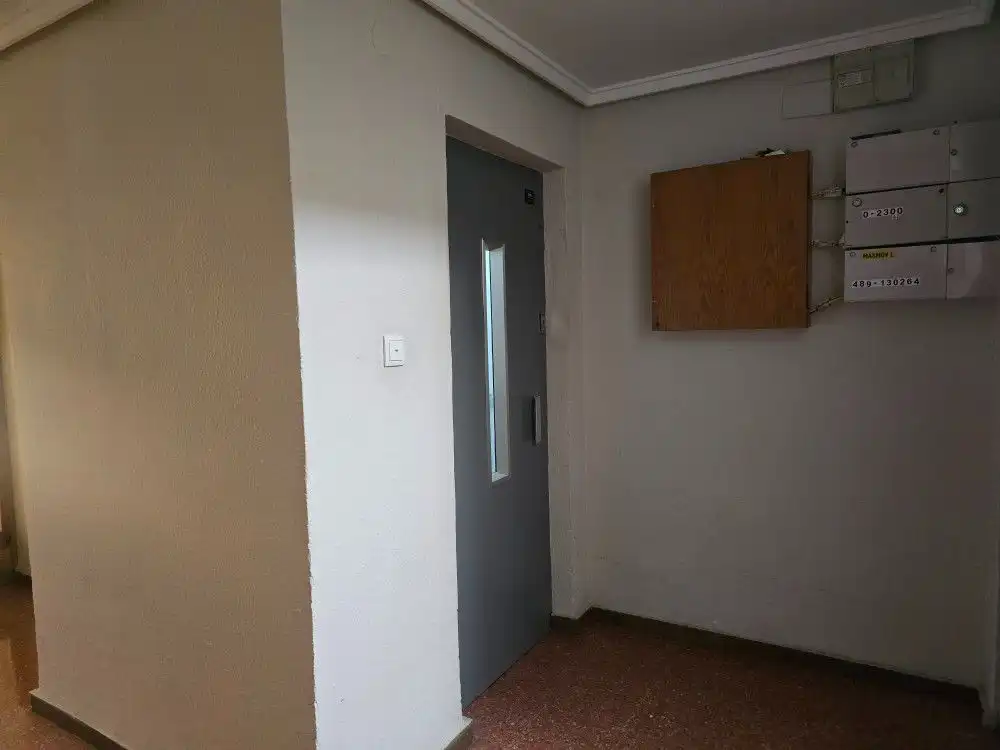 Piso en venta en Jaca con Calefacción, Terraza y Trastero