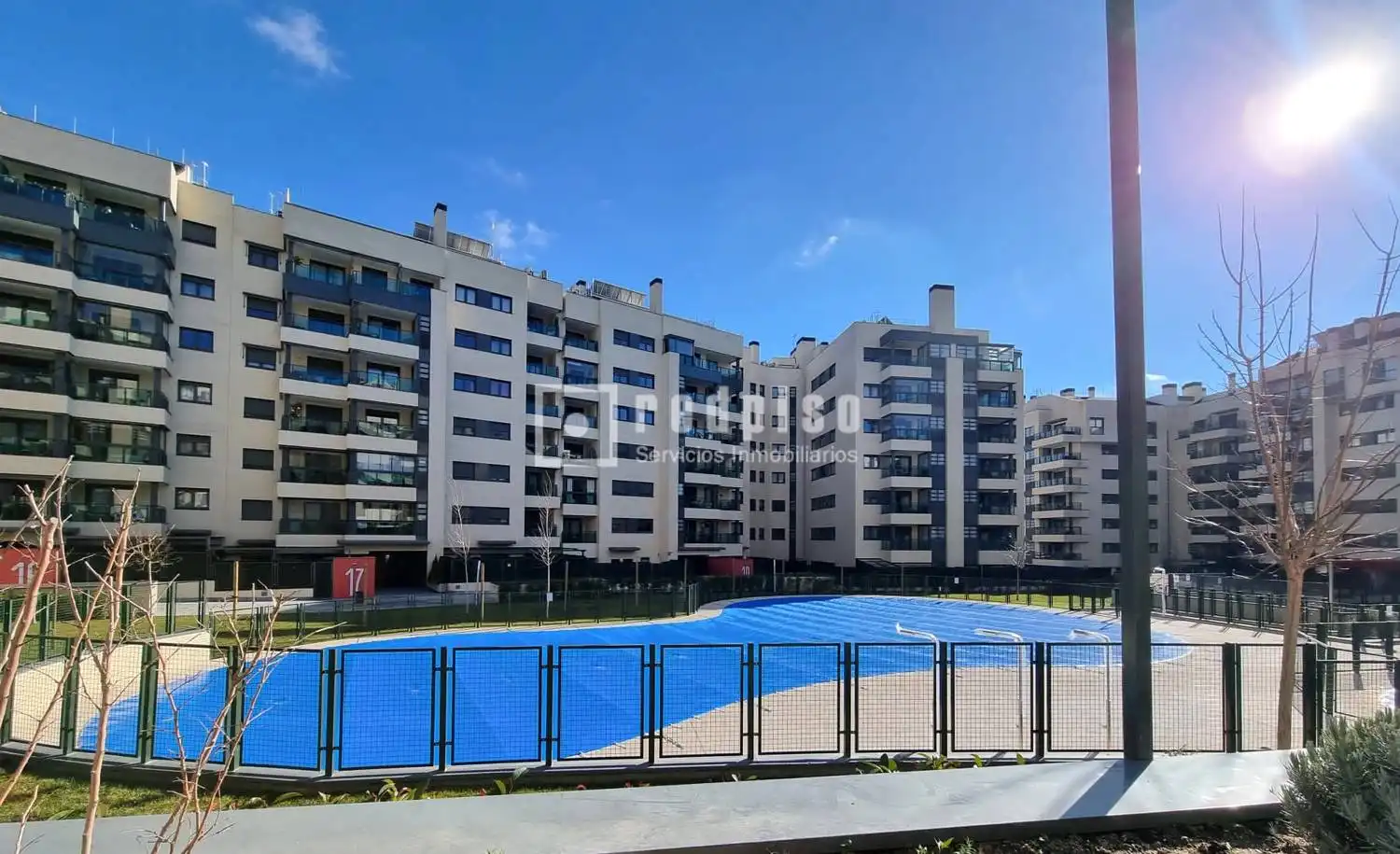 Vista exterior de Piso en venta en Rivas-Vaciamadrid con Aire acondicionado, Calefacción y Jardín privado
