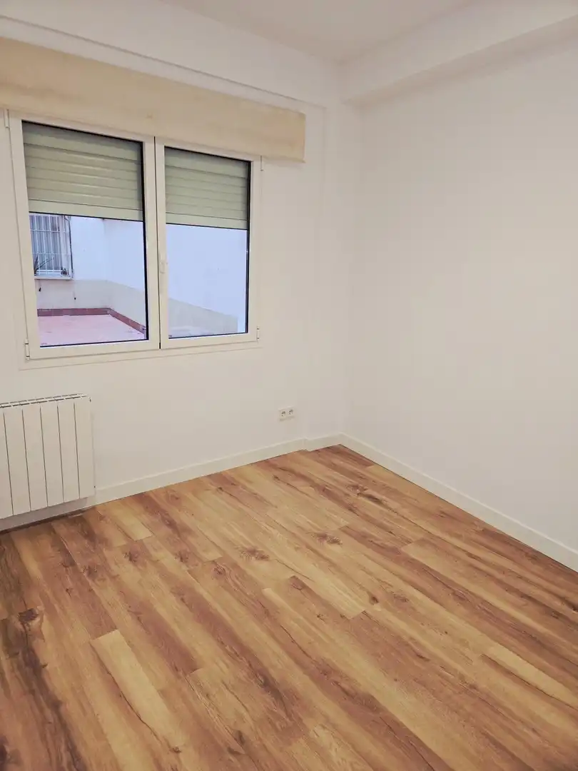 Habitación de Piso en venta en Madrid con Aire acondicionado y Calefacción