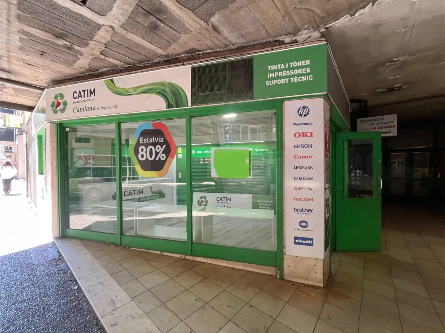 Commercial properties for rent in Ronda Ferran Puig, 19, La Devesa