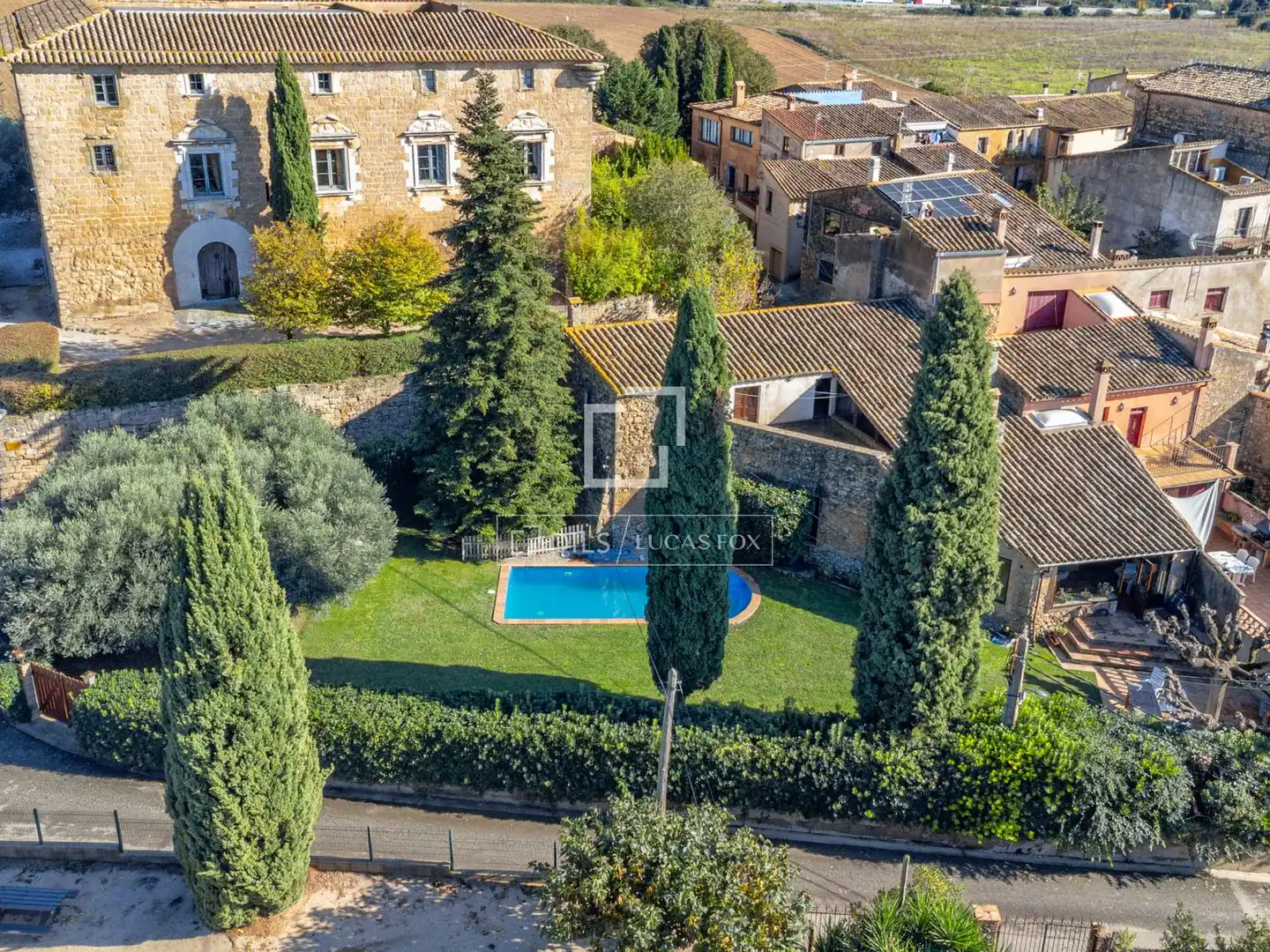 Vista exterior de Finca rústica en venta en Bàscara con Aire acondicionado, Calefacción y Jardín privado