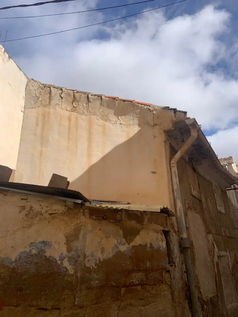 Vista exterior de Casa adosada en venta en Hellín