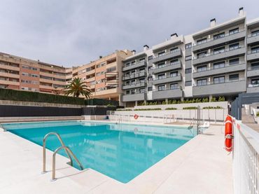 Piso con piscina en venta en Suite Mijas