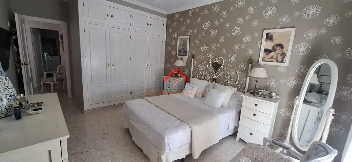 Habitación de Casa adosada en venta en Utrera con Aire acondicionado y Trastero