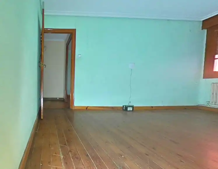 Flat with terrace for sale in Calle Santa Isabel, imagen 3