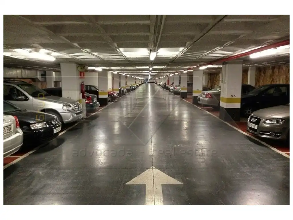 Garatge de lloguer a Rambla Nova, 24, Eixample