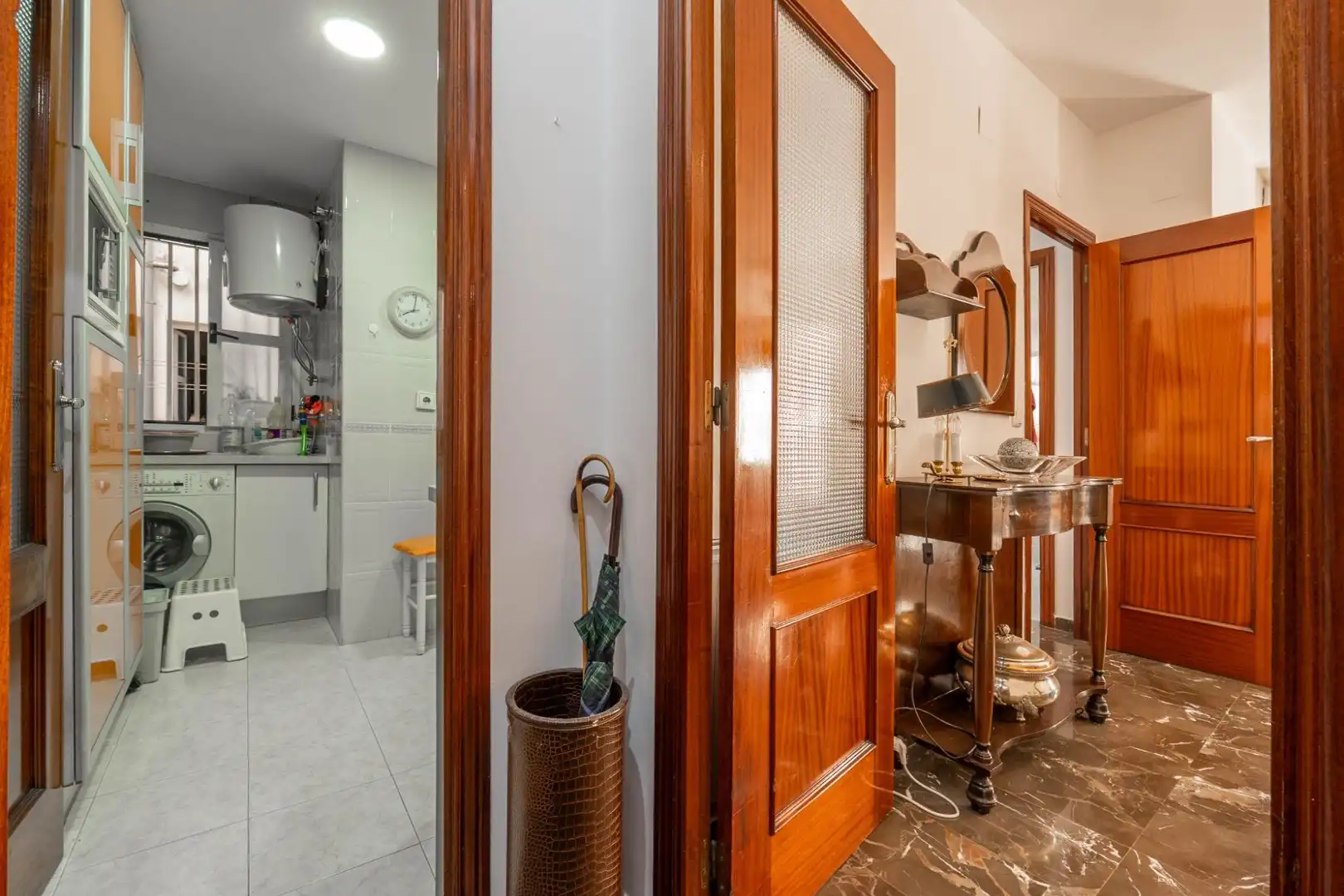 Flat for sale in Granada  with Heating and Furnished
