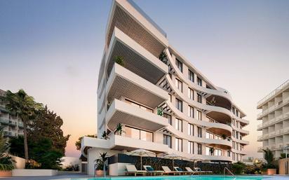 Vista exterior de Pis en venda en Benalmádena amb Terrassa, Traster i Piscina comunitària