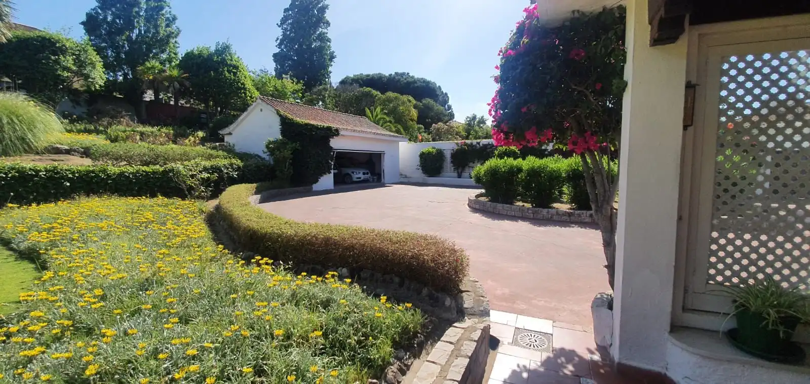 Vista exterior de Casa o chalet en venta en Algeciras con Aire acondicionado, Jardín privado y Terraza