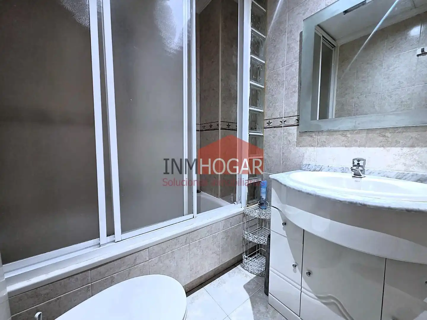 Baño de Apartamento en venta en Ávila con Calefacción, Trastero y Amueblado