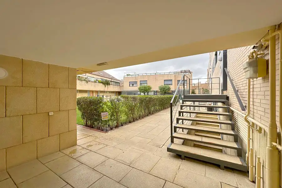 Terraza de Dúplex en venta en Torrelodones con Calefacción, Parquet y Horno