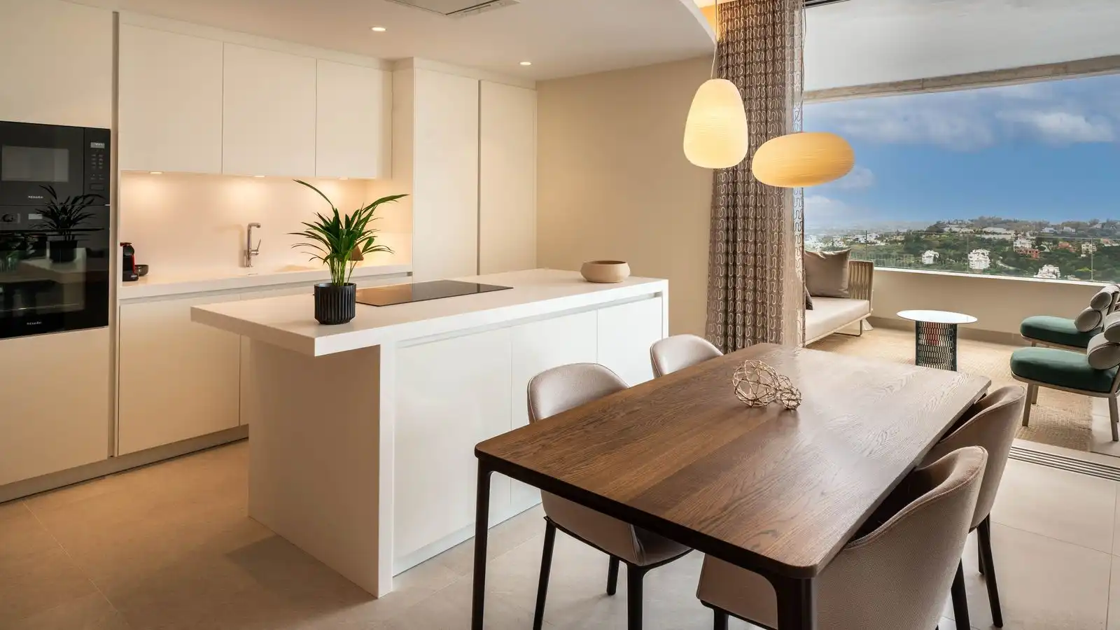 Küche von Wohnung zum Verkauf in Benahavís mit Terrasse, Abstellraum und Möbliert