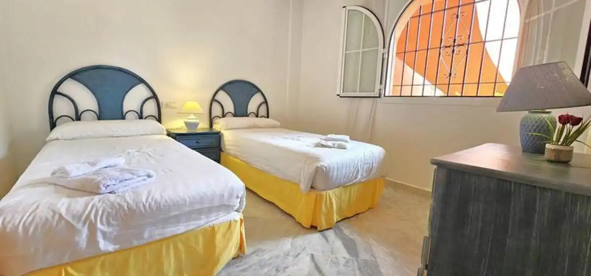 Bedroom of Ground floor for sale in Marbella  with Air Conditioner, Terrace and Swimming Pool