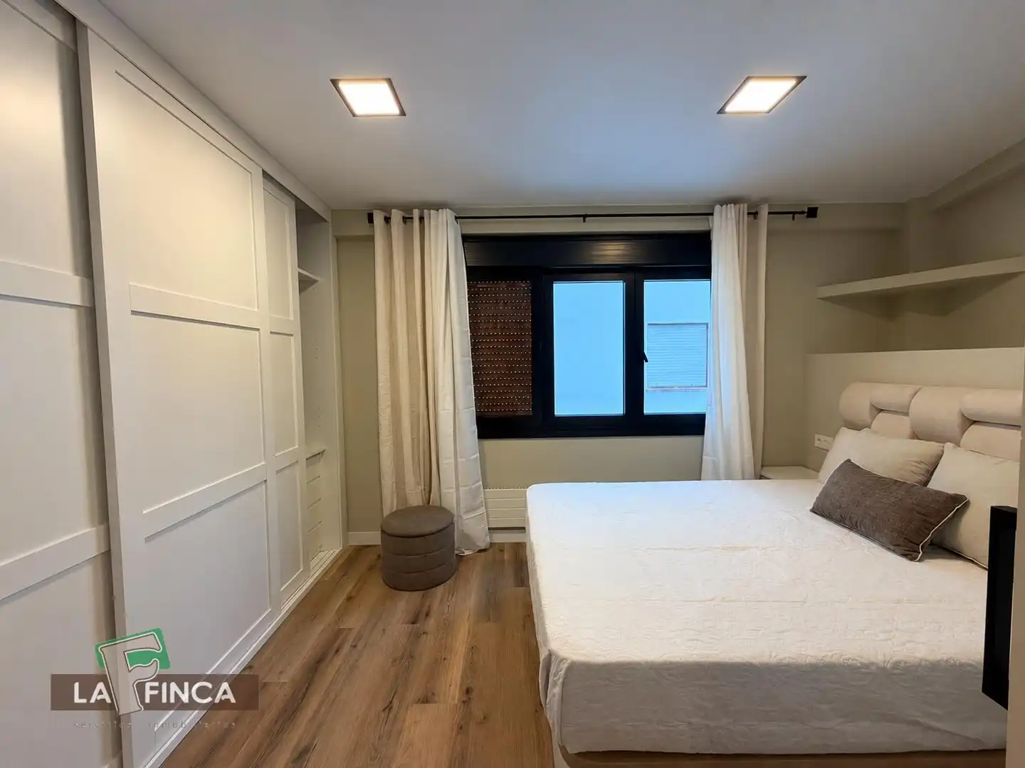 Habitación de Apartamento de alquiler en Milán - Pumarín - Teatinos