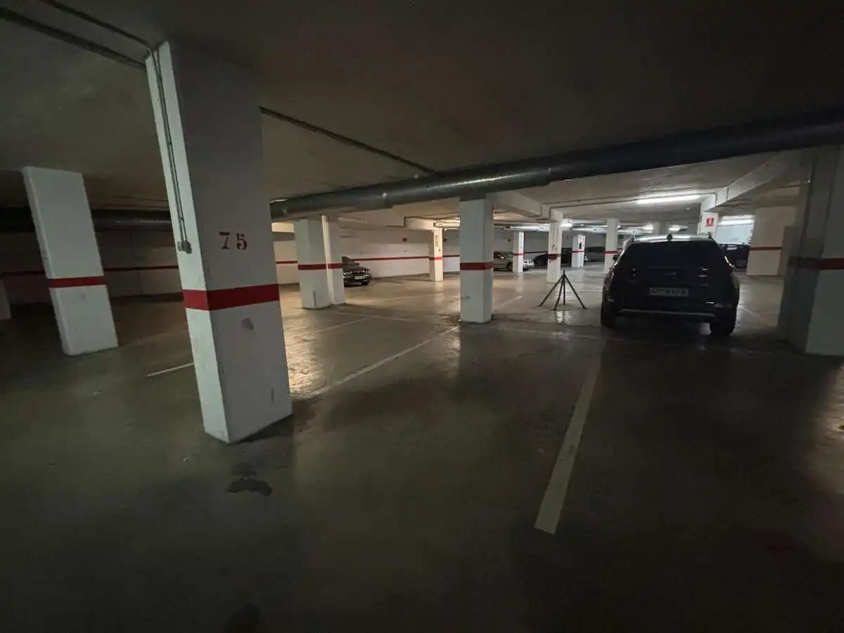 Parking de Piso en venta en Vícar con Aire acondicionado, Terraza y Amueblado