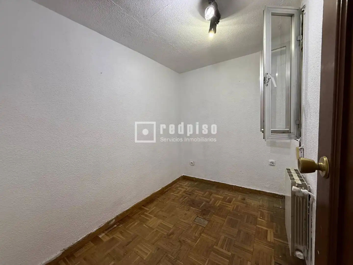 Habitación de Piso en venta en Madrid con Calefacción, Parquet y Trastero