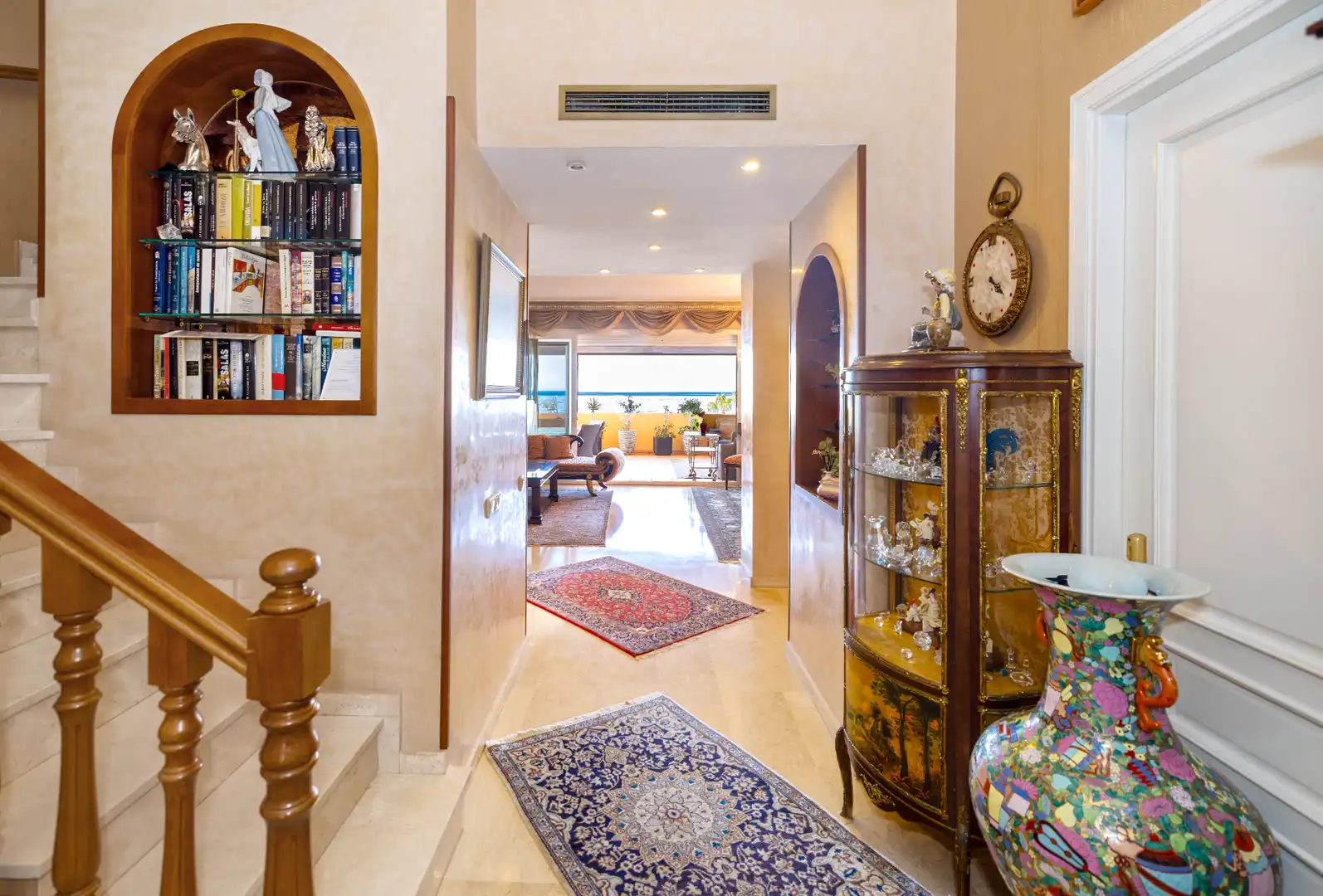Dachboden zum Verkauf in Marbella mit Klimaanlage, Heizung und Terrasse