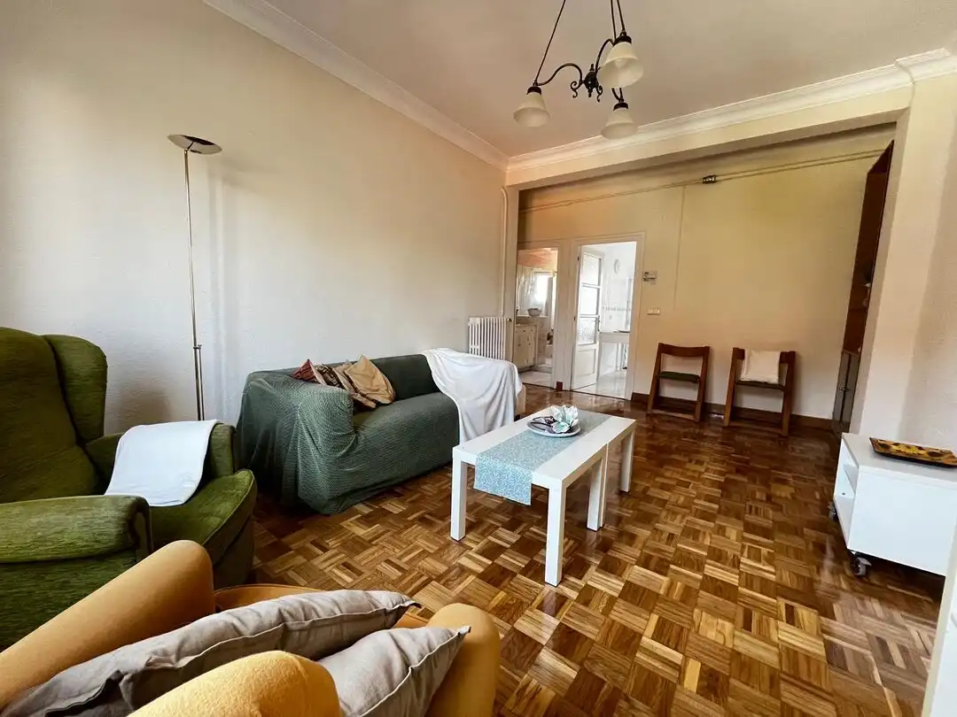 Sala de estar de Piso en venta en  Pamplona / Iruña con Calefacción