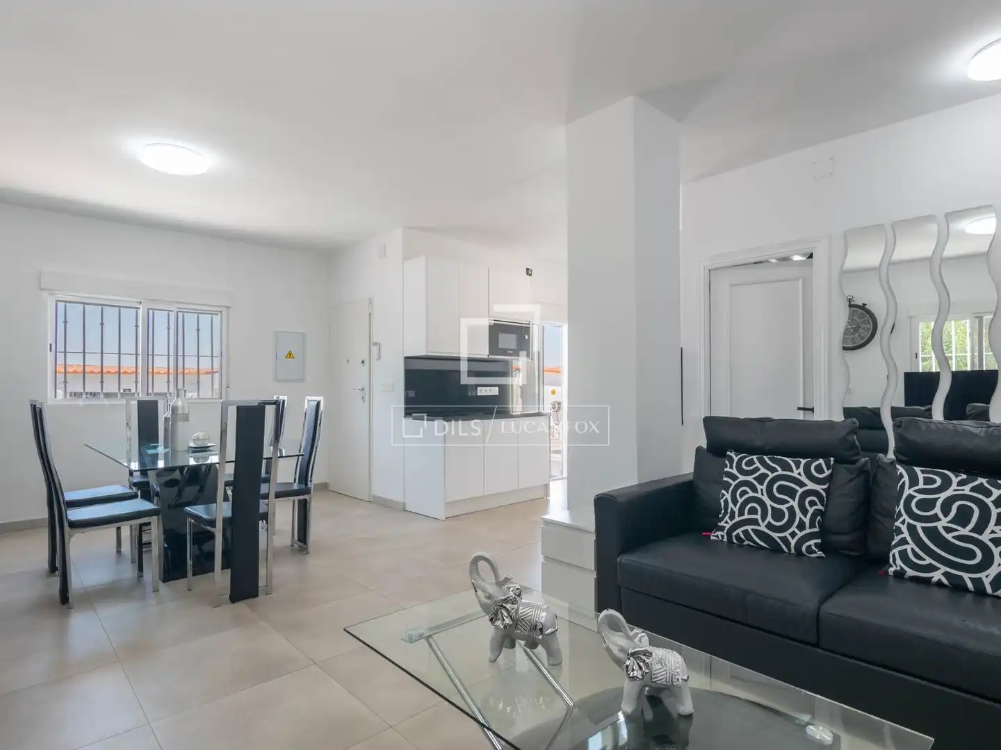 Sala d'estar de Finca rústica en venda en Cártama amb Aire condicionat, Jardí privat i Terrassa