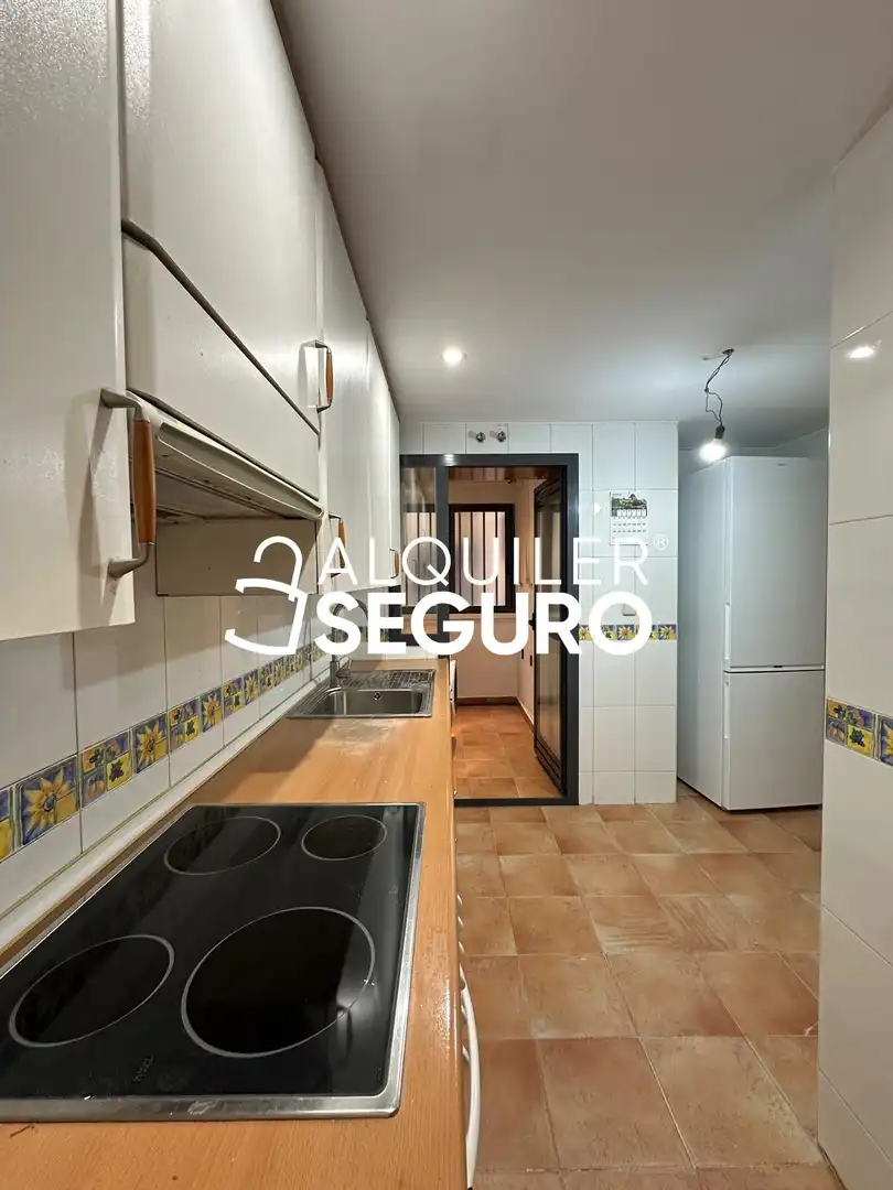 Appartamento con piscina in affitto a Ladera de los Almendros, imagen 22