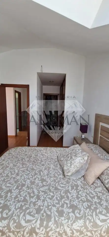Habitación de Ático de alquiler en Mugardos con Trastero, Piscina y Amueblado