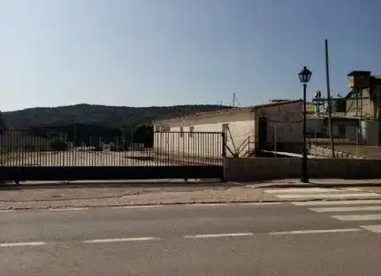 Nave industrial in vendita a Tielmes