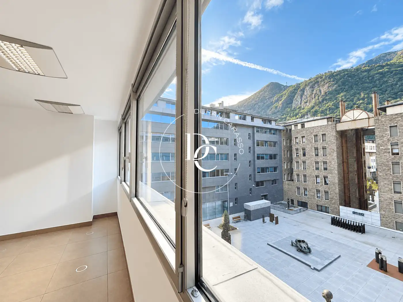 Büro mit Aufzug zur Miete in Carrer Prat de la Creu, imagen 4