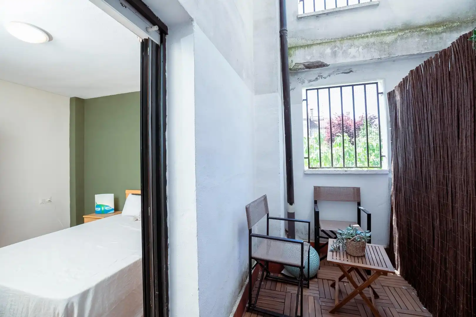 Bedroom of Flat for sale in Jaca  with Heating, Parquet flooring and Terrace