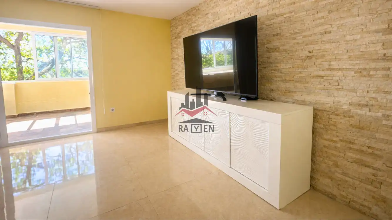 Casa adosada en venta en d'Olot, Vilafant