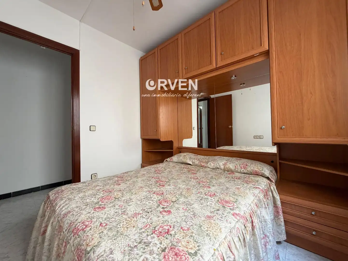 Schlafzimmer von Wohnung zum Verkauf in Torredembarra mit Waschmaschine