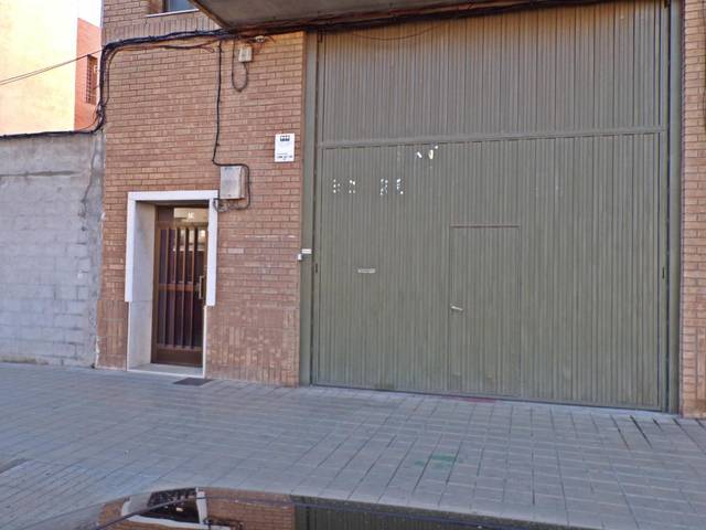 Local comercial en Venta en Ciutat del Transport - La Salera