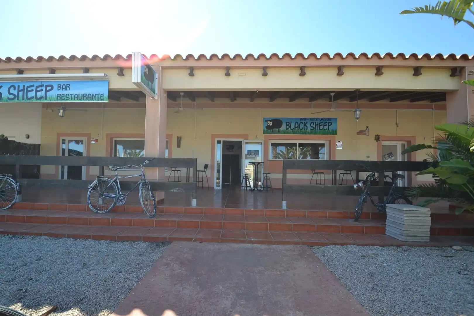 Local en venda en Deltebre amb Aire condicionat i Moblat