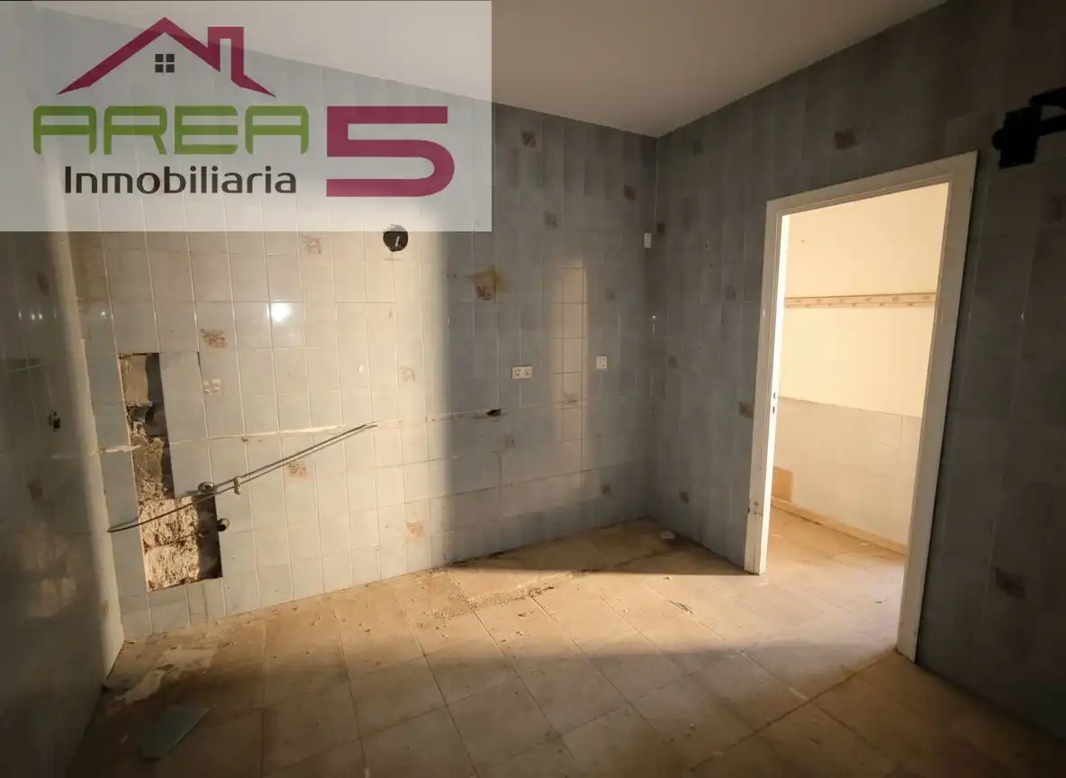 Casa adosada en venta en Santa Marta