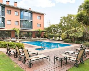 Swimming pool of Flat for sale in Sant Cugat del Vallès  with Air Conditioner, Heating and Storage room